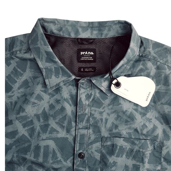 prAna Lost Sol Printed Men's Large Button Shirt Blue UPF 30 Vented Hiking Outdor - Picture 6 of 9